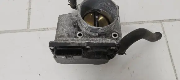 Mazda 3 II Throttle valve LF2L13640
