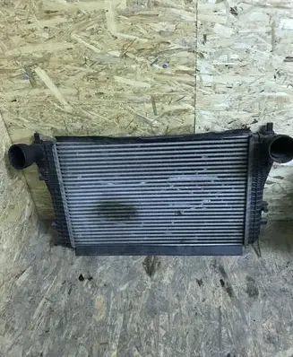 Volkswagen PASSAT B6 Intercooler radiator