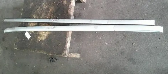 KIA Sorento Roof bar rail 0000