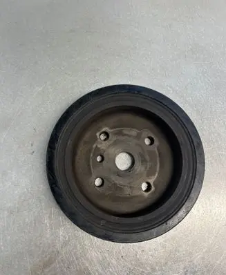 Volvo XC70 Crankshaft pulley 30677464