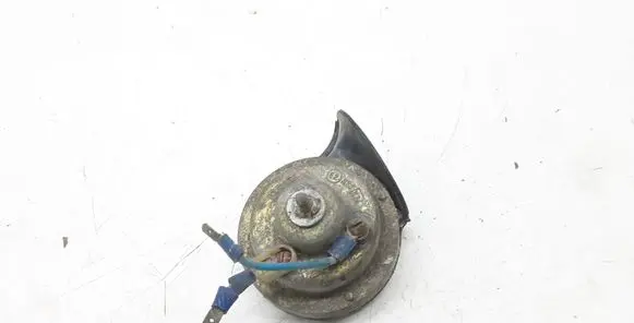 Volkswagen PASSAT B5 Horn signal E286182