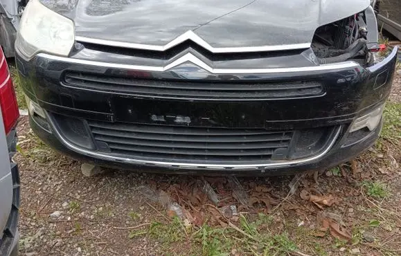 Citroen C5 Front bumper
