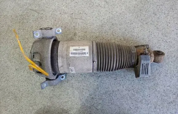 Porsche Cayenne (9PA) Front shock absorber/damper