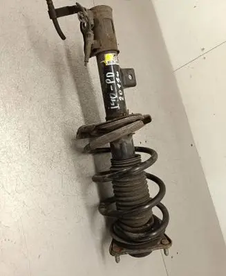 Hyundai i40 Front shock absorber with coil spring 546613Z720 0124