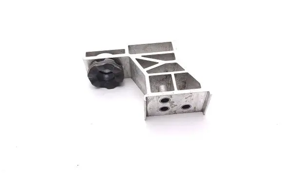 Radiator mount bracket