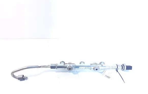 Volkswagen Golf VII Fuel main line pipe 04C133320F 04C133320