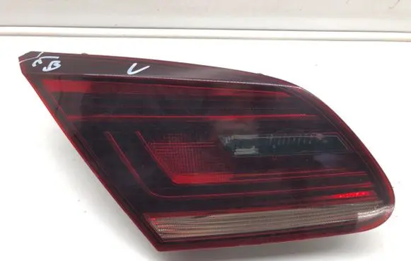 Volkswagen PASSAT CC Rear/tail lights 3C8945307R