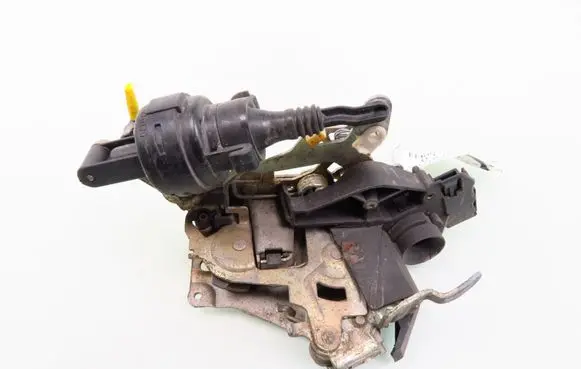 Mercedes-Benz E AMG W210 Front door lock 2028200309