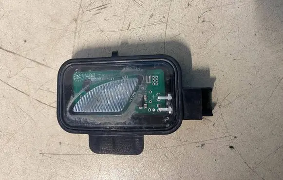 Volkswagen PASSAT B8 Front door wing mirror part 3G0945292A