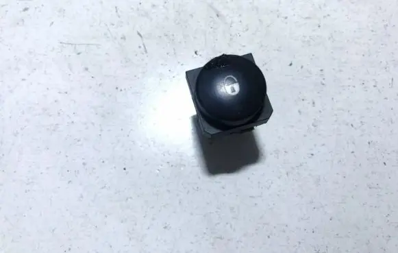 Citroen Xsara Picasso Central locking switch button 
