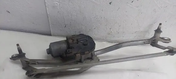 Audi A6 S6 C6 4F Front wiper linkage and motor 4F1955119D SWC040
