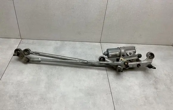 Front wiper linkage and motor
