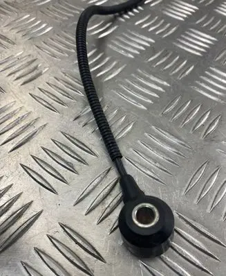 Volkswagen Golf V Detonation knock sensor 06E905377A