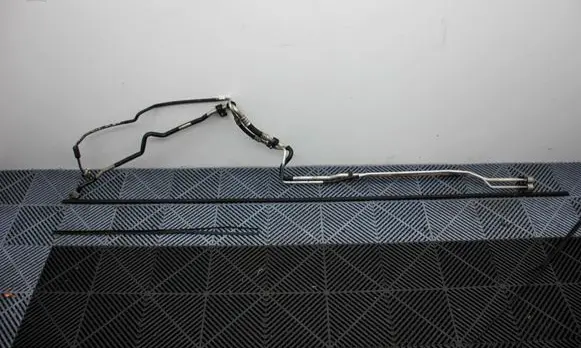 Audi Q7 4L Air conditioning (A/C) pipe/hose 7L6820885F