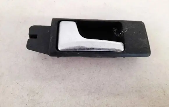 Audi A6 S6 C4 4A Front door interior handle 4a0837019