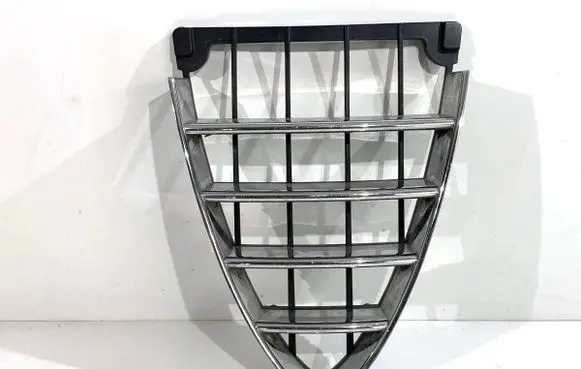 Alfa Romeo 159 Front grill 