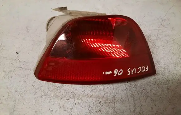 Ford Focus Rear fog light 0374D 5M5115K272AA 5M5115500AA