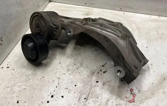Peugeot 407 Generator/alternator bracket 9650034280