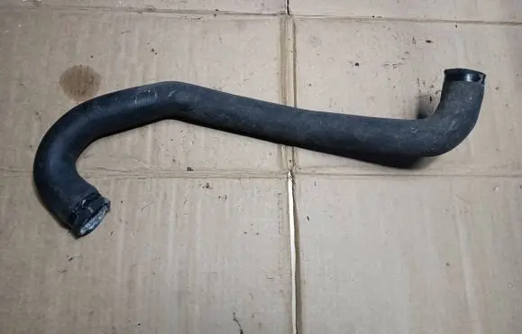 Volvo S40 Engine coolant pipe/hose 30741220