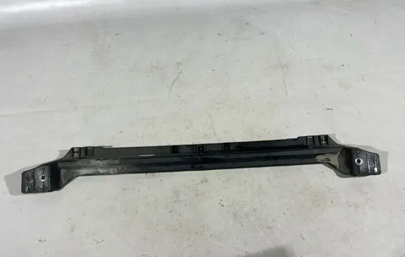 Porsche Cayenne (92A) Bottom radiator support slam panel 7P0805551