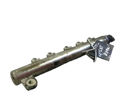 Opel Zafira B Fuel main line pipe 55197370 0445214095