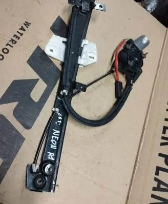Chrysler Neon II Front door window regulator with motor 05008040AP