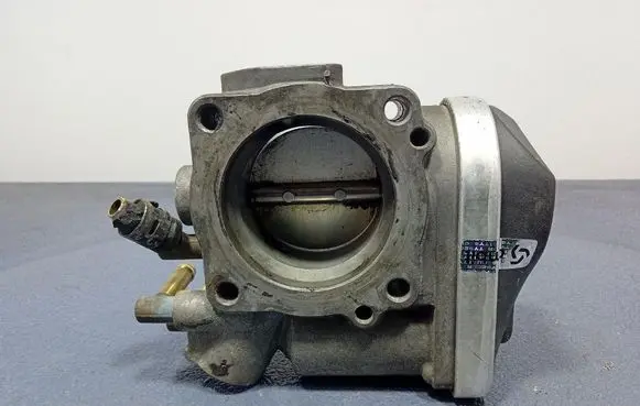 Audi A3 S3 8P Throttle body valve 06A133062AB