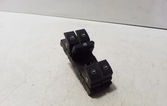 Volkswagen Golf V Electric window control switch 1K4959857B