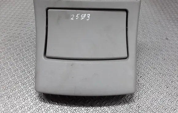 Mercedes-Benz E W211 Ashtray (rear) 