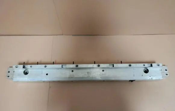 Land Rover Evoque II Front bumper support beam K8D2-8A297-AD