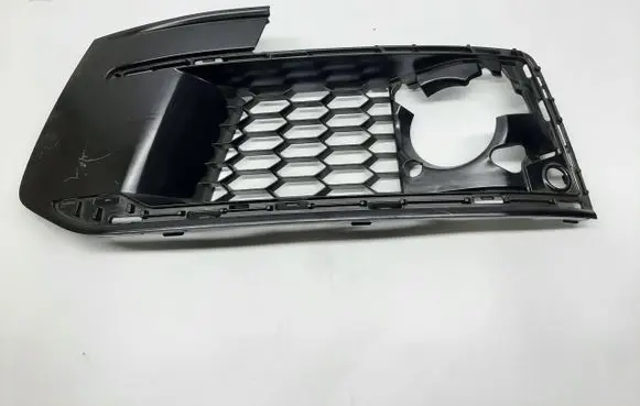 Audi Q7 4M Front bumper lower grill 4M0807681AE