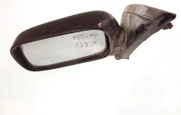 Nissan Almera Front door electric wing mirror E13020044
