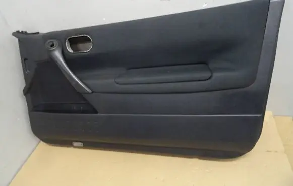 Renault Megane II Front door card panel trim