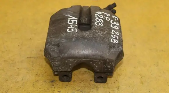 BMW 5 E39 Front brake caliper
