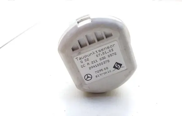 Mercedes-Benz Vaneo W414 Oil temperature sensor A2118300572 2941000378