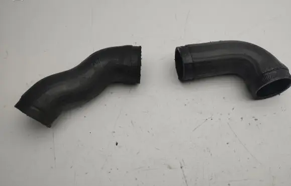 BMW 5 E39 Intercooler hose/pipe