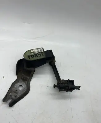 Porsche Cayenne (9PA) Yaw turn rate sensor 4E0907503C 6PM00816151