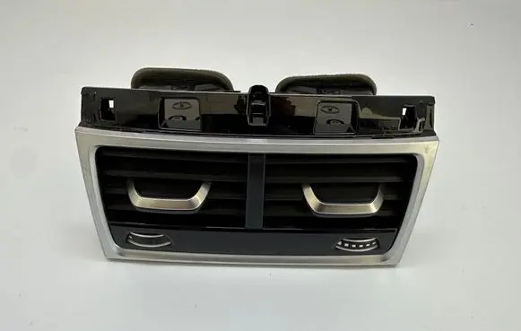 BMW 7 G11 G12 Rear air vent grill 930174512