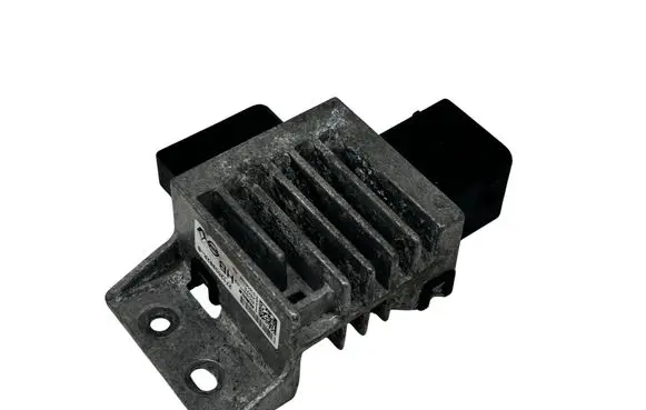 Renault Trafic III (X82) Glow plug pre-heat relay 271203982R RCS311 20270