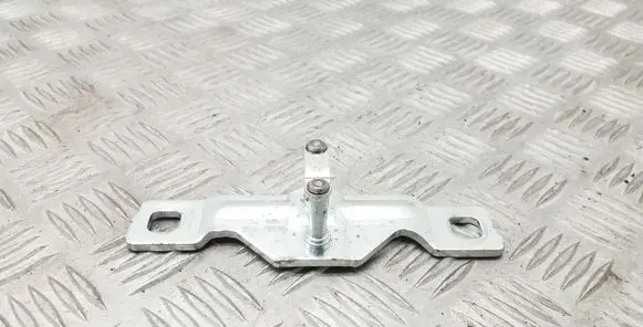 Audi TT TTS Mk2 Loading door lock loop/hook striker 8P4827507