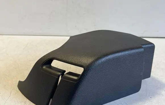 BMW X3 F25 Seat belt trim 9175124