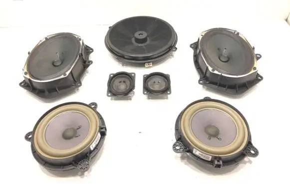 Infiniti Q70 Y51 Audio system kit 