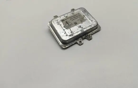 BMW 5 E60 E61 Headlight ballast module Xenon 5DV009000 5DV00900000 D1S