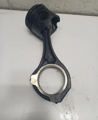 Mercedes-Benz Sprinter W906 Piston with connecting rod 8340E