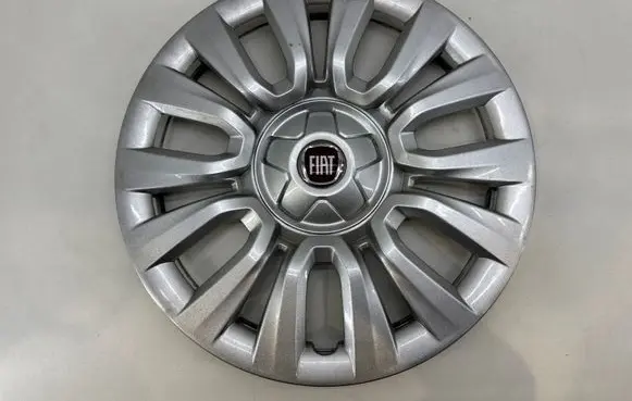 Fiat Tipo R15 wheel hub/cap/trim 735601571