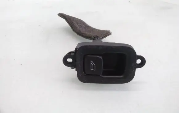 Volvo V50 Electric window control switch 65884