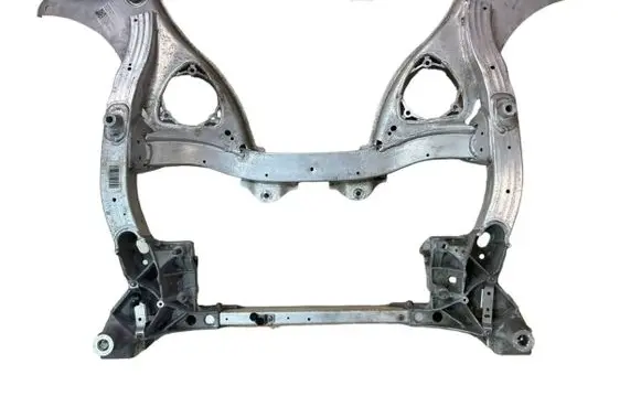 BMW M6 Front subframe 2283903 2284110 6797643