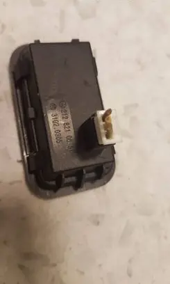 Mercedes-Benz E W212 Tailgate/trunk/boot open switch 2128210651