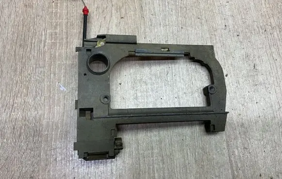 BMW 5 E39 Front door exterior handle/bracket 