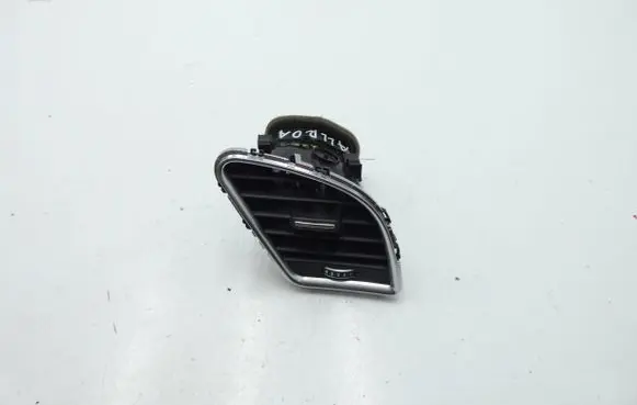 Audi A4 S4 B8 8K Dashboard side air vent grill/cover trim 8T2820902 868LNM 00000001880